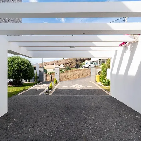 Plaza With Private Pool